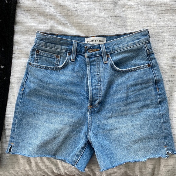 DENIM FORUM THE YOKO MID THIGH SHORT - Picture 1 of 4